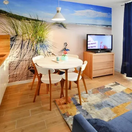 Studio In Ko Obrzeg Near Baltic Beach, Cleaning Included Apartment